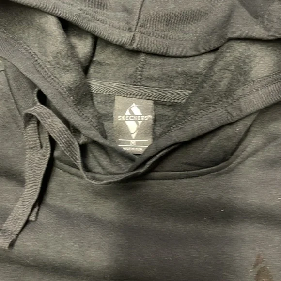 BNWT Skechers Medium Black Hoodie - Picture 3 of 3